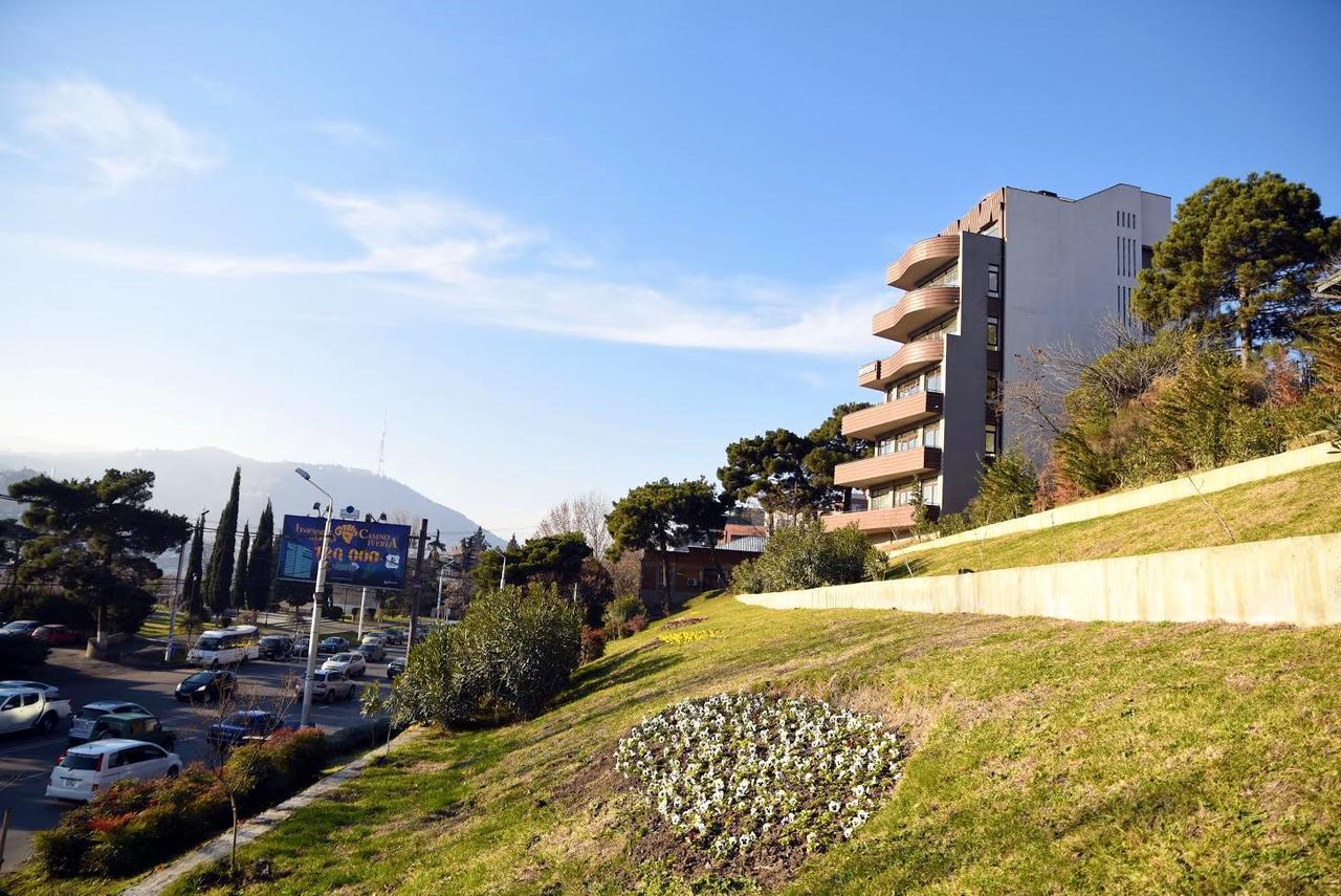 L U X U R Y Apartments In Old Τυφλίδα Εξωτερικό φωτογραφία